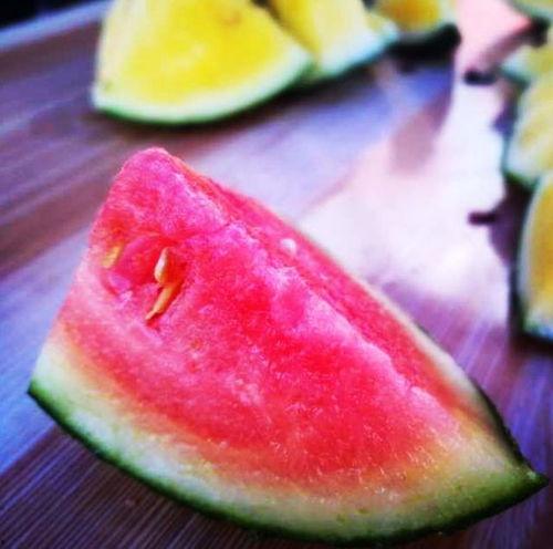 周总在忙吃瓜,揭秘娱乐圈幕后风云