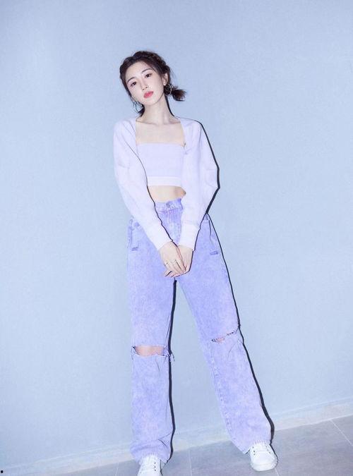 汉服古装吃瓜,穿越时空的趣味解读