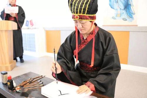 汉服古装吃瓜,穿越时空的趣味解读